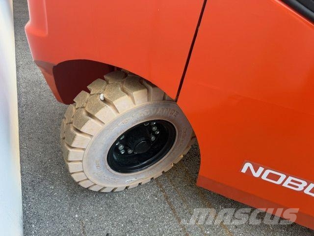 Noblelift COCD 30 디젤 지게차