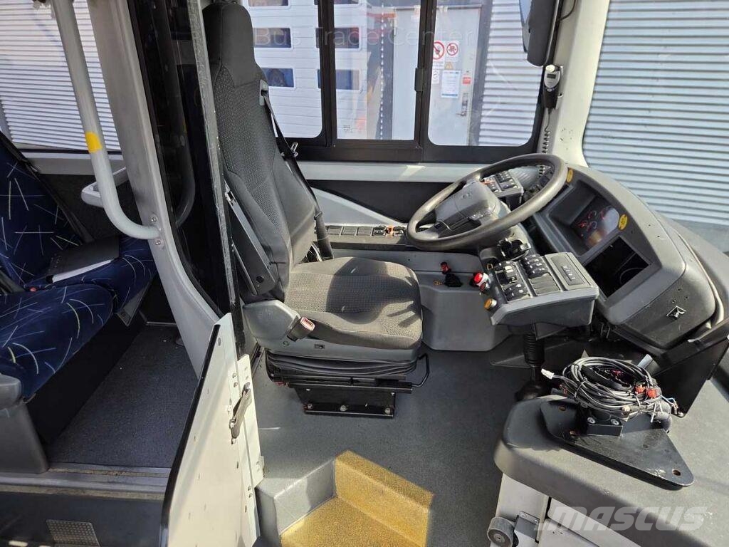 Volvo 8909 B9 RLE / 8900 // 2 units حافلة داخل المدينة