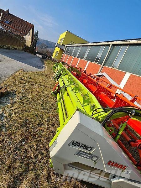 CLAAS Vario 1230 Combine harvester heads