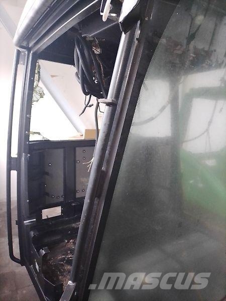 CLAAS Xerion Cabines et Intérieur