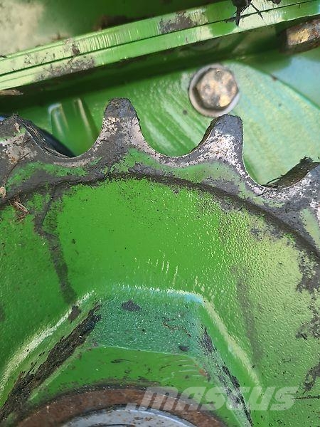 Krone Comprima CV 150 CX ラウンドベーラー