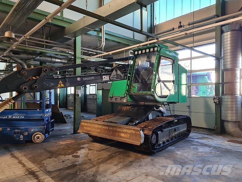 Neuson 132 HVT Harvester
