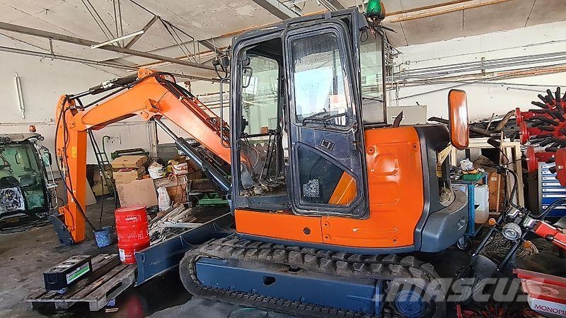 Neuson 2,5-25 Мини екскаватори < 7 т