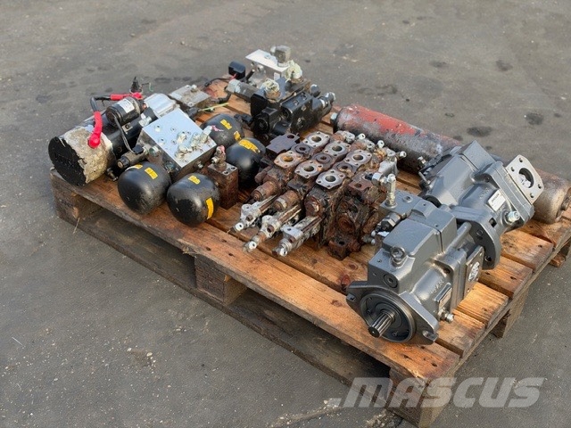 Doosan DL 300-5 USED HYDRAULIC PARTS هيدروليات