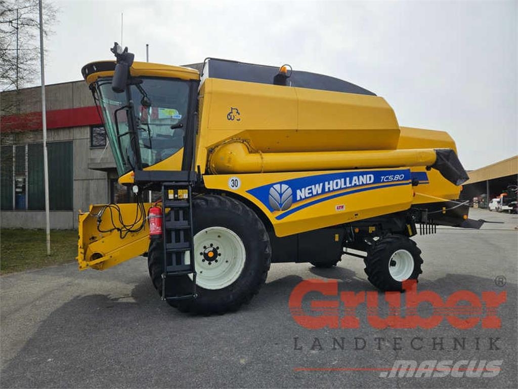 New Holland TC 5.80 Mietitrebbiatrici
