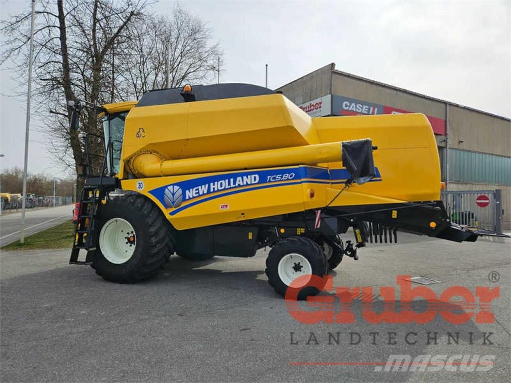 New Holland TC 5.80 Mietitrebbiatrici