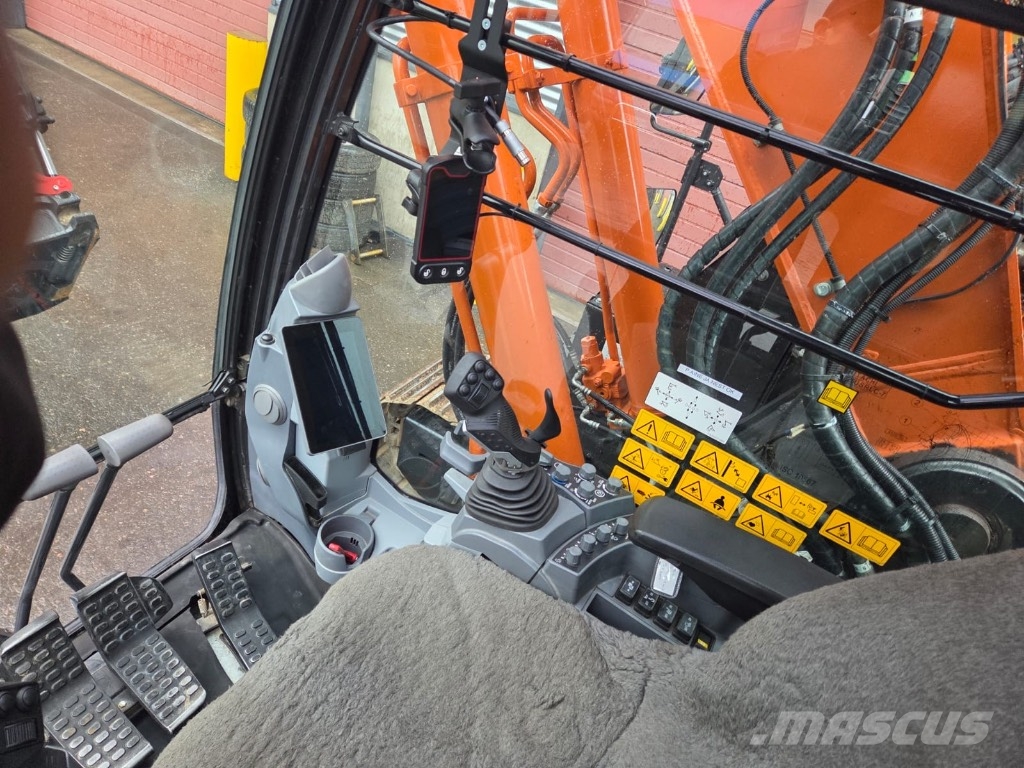 Hitachi ZX 225 USR LC-7 / Pyörittäjä, Novatron 3D, Ym! Raupenbagger