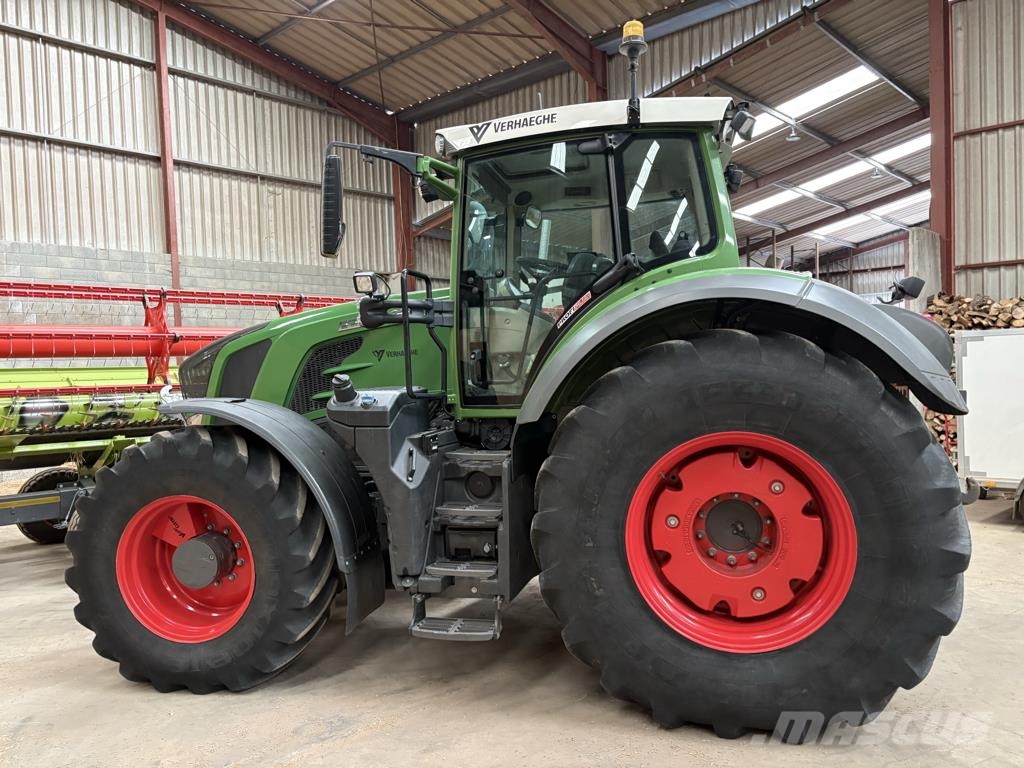 Fendt 826 VARIO PROFI + Traktorer