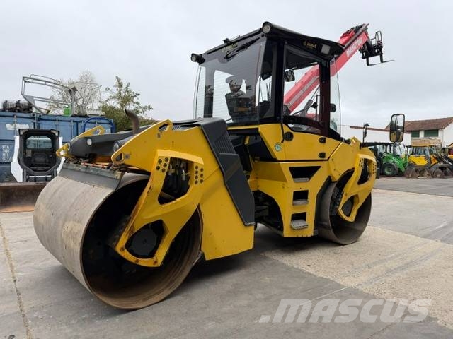 Bomag BW 161 AD-5 Двойни барабанни ролки