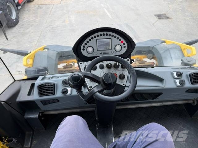 Bomag BW 161 AD-5 Двойни барабанни ролки