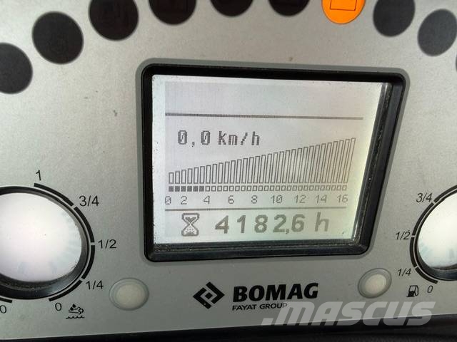 Bomag BW 161 AD-5 Двойни барабанни ролки