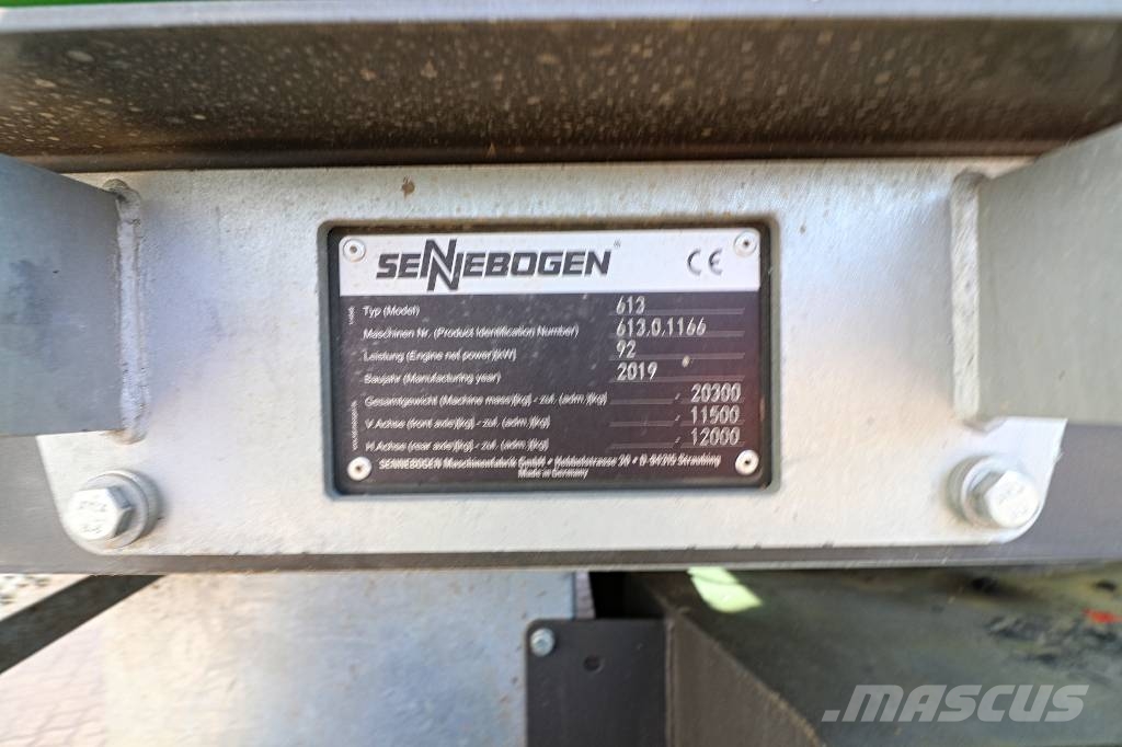 Sennebogen 613 E Grues tout terrain