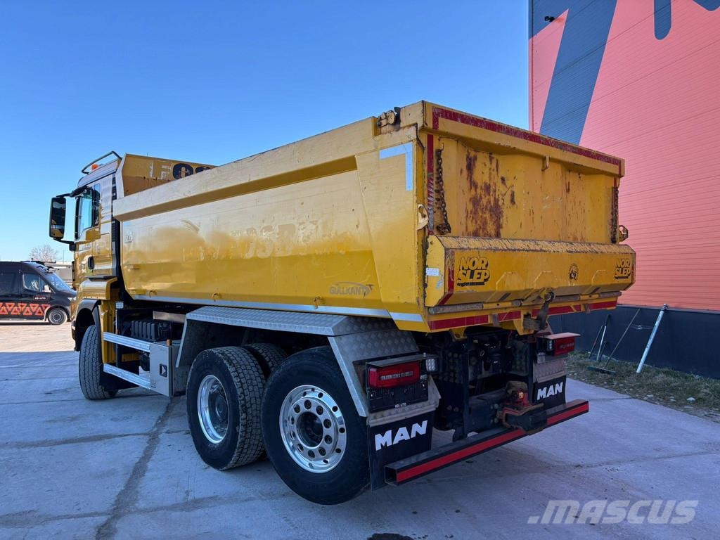 MAN TGS 28.500 6x4*4 BOX L=4957 mm Pašizgāzējs