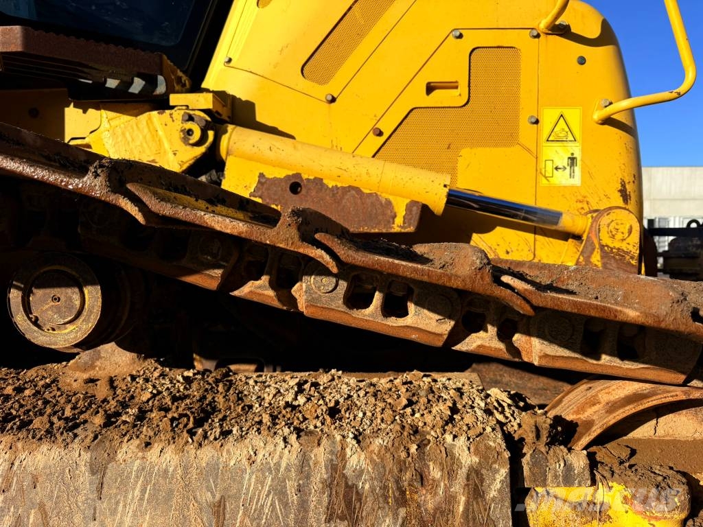 Komatsu D 61 PX-23 Buldožeri guseničari