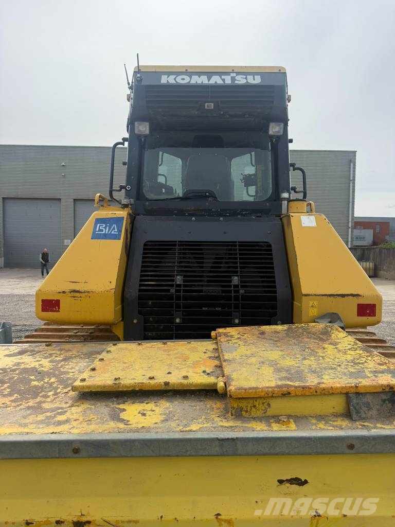 Komatsu D 61 PX-23 Buldožeri gusjeničari