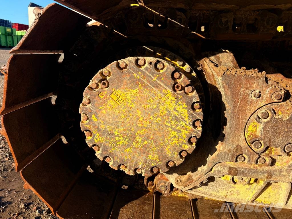 Komatsu D 61 PX-23 Buldožeri guseničari