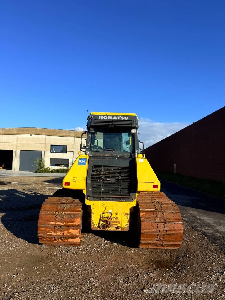 Komatsu D 61 PX-23 Buldožeri guseničari