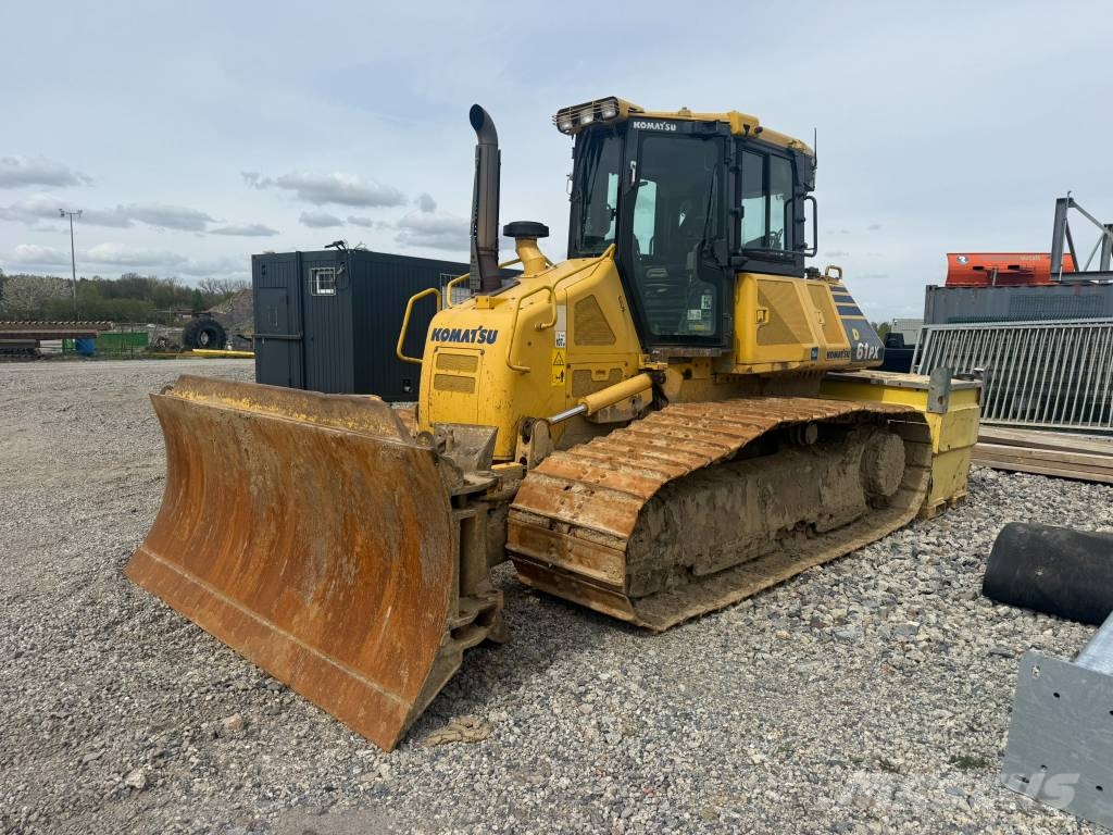 Komatsu D 61 PX-23 Buldožeri gusjeničari