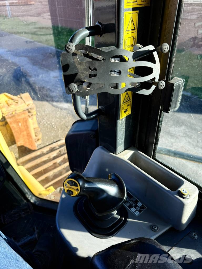 Komatsu D 61 PX-23 Buldožeri guseničari