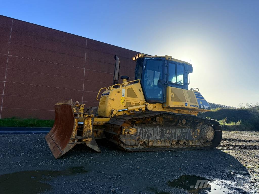 Komatsu D 61 PX-23 Buldožeri guseničari