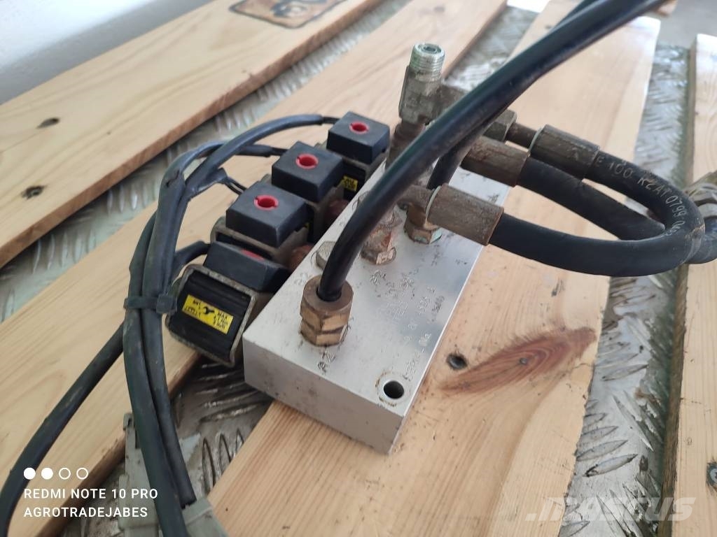 CAT 8F4526B Cat TH 62 Hydraulic Valve Hydraulik