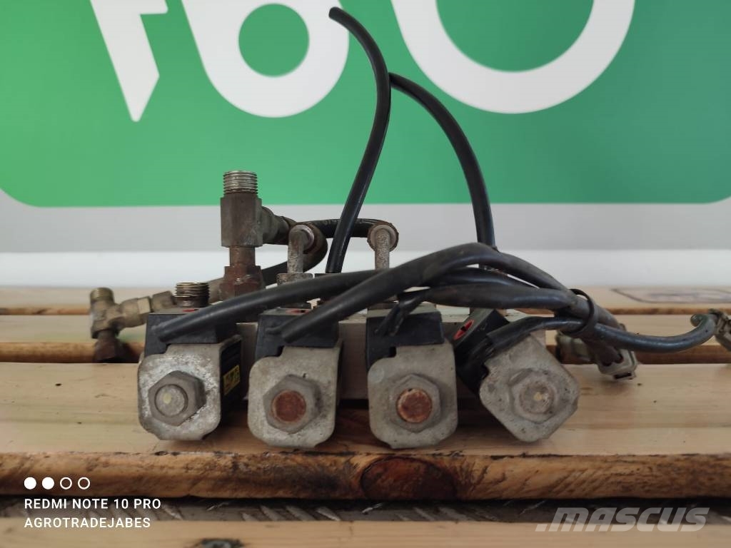 CAT 8F4526B Cat TH 62 Hydraulic Valve Hydraulik