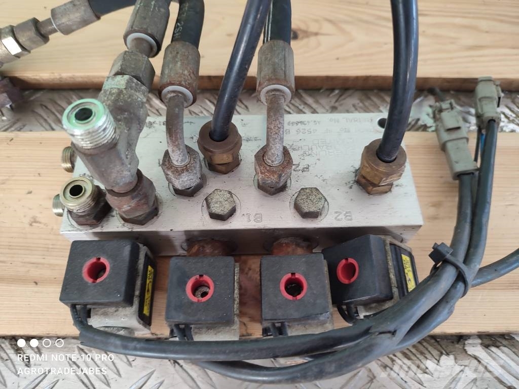 CAT 8F4526B Cat TH 62 Hydraulic Valve Hydraulik