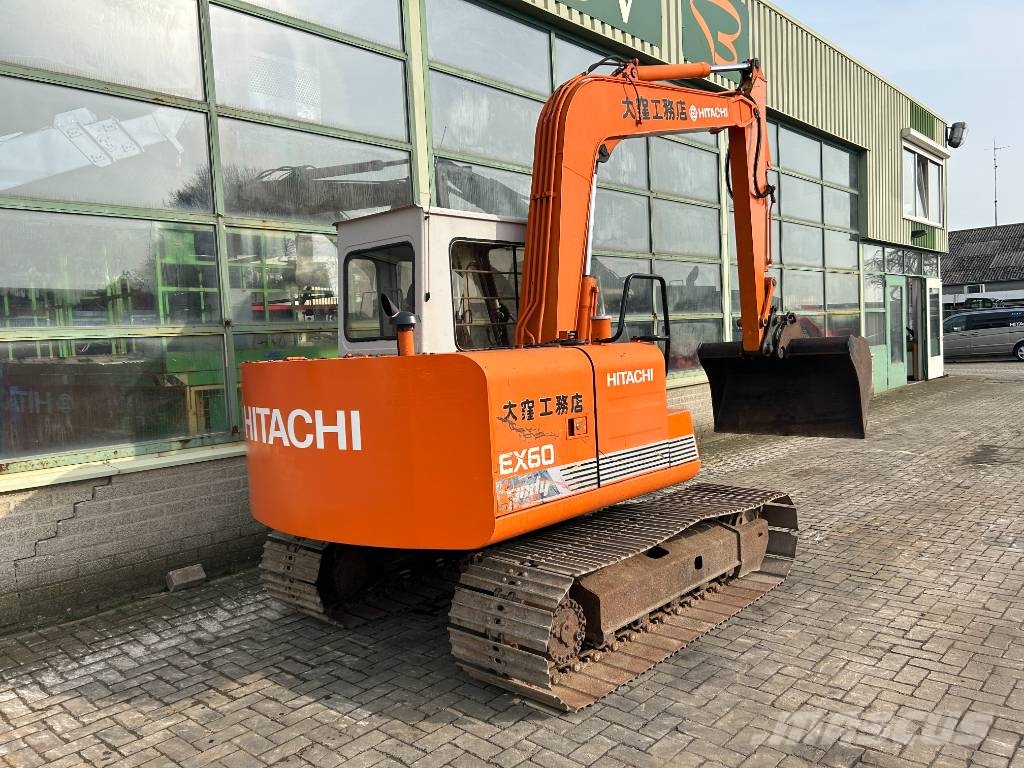 Hitachi EX 60 حفارات صغيرة أقل من 7 طن (حفارات صغيرة)