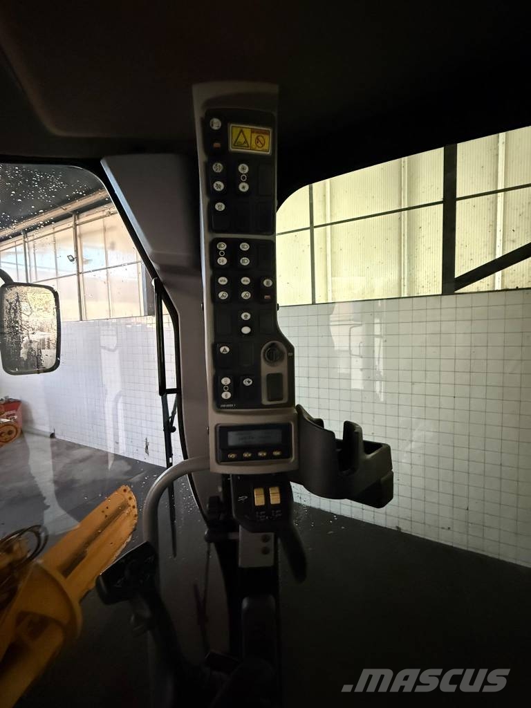 CAT 12 M VHP Plus Niveleuse