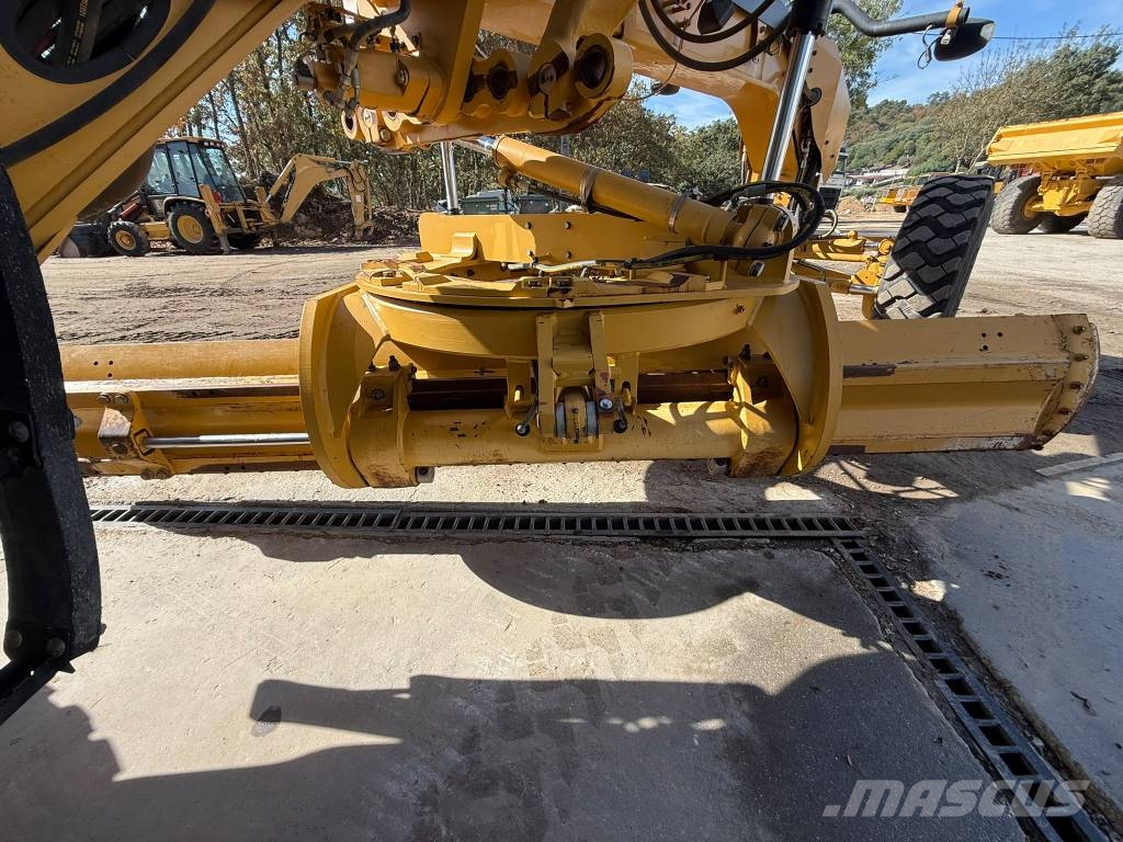 CAT 12 M VHP Plus Niveleuse