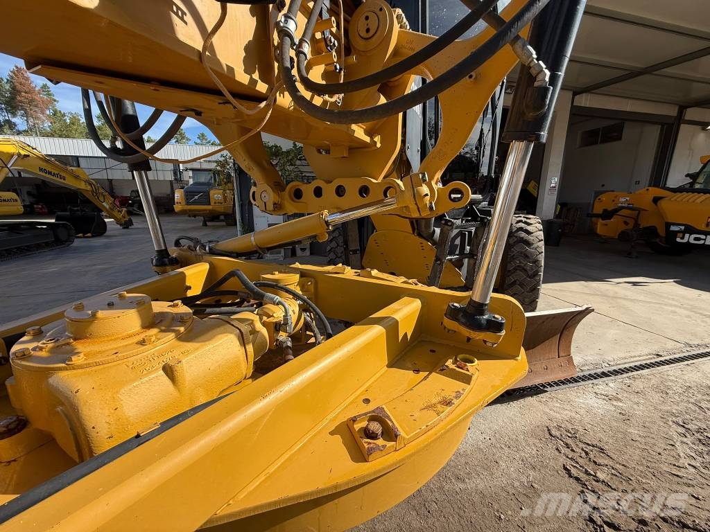 CAT 12 M VHP Plus Niveleuse