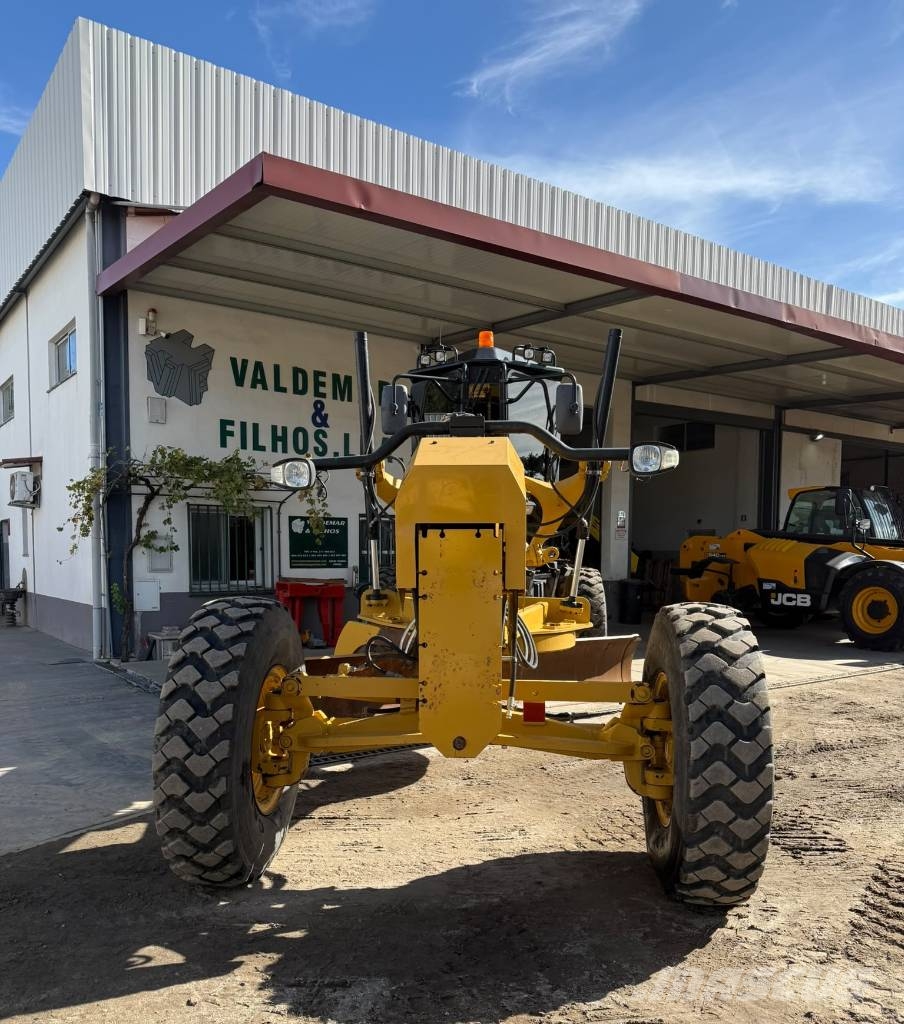 CAT 12 M VHP Plus Niveleuse