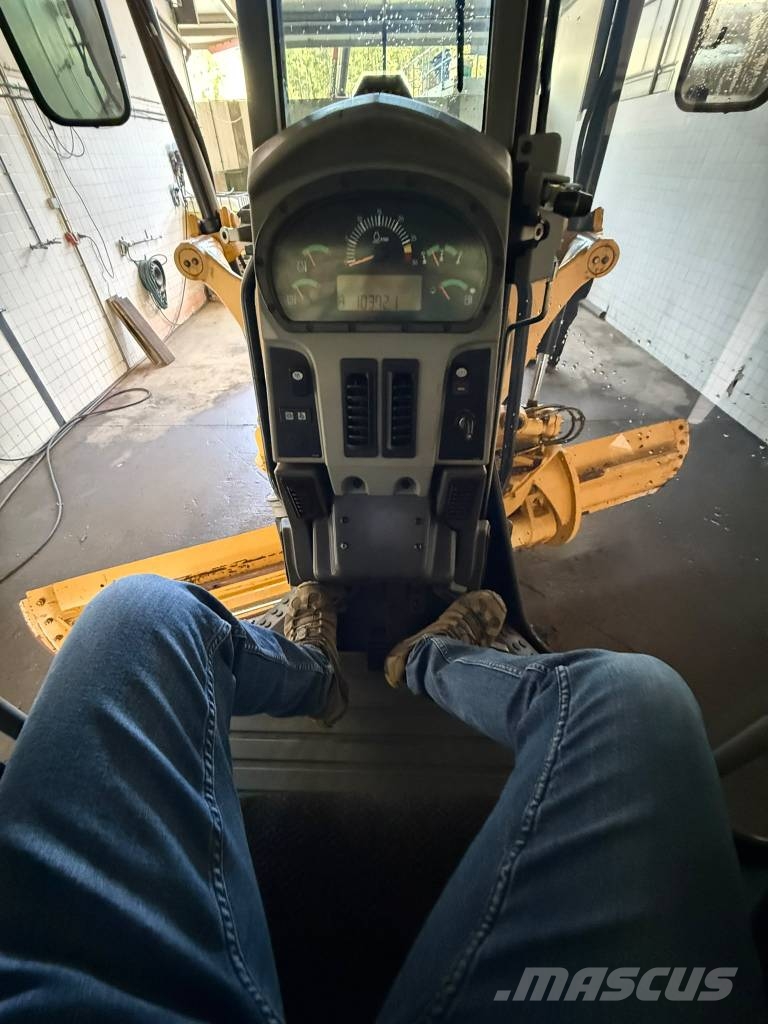 CAT 12 M VHP Plus Niveleuse