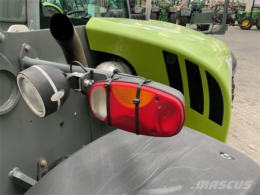 CLAAS Scorpion 6030 Varipower مناولات متداخلة