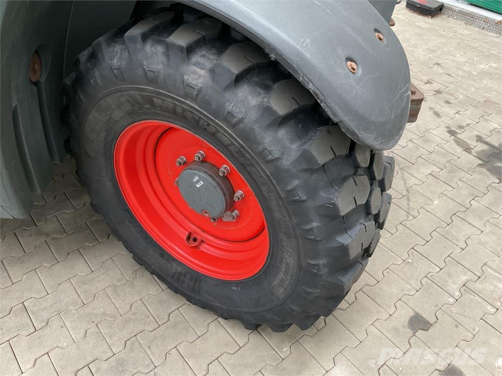 CLAAS Scorpion 6030 Varipower مناولات متداخلة
