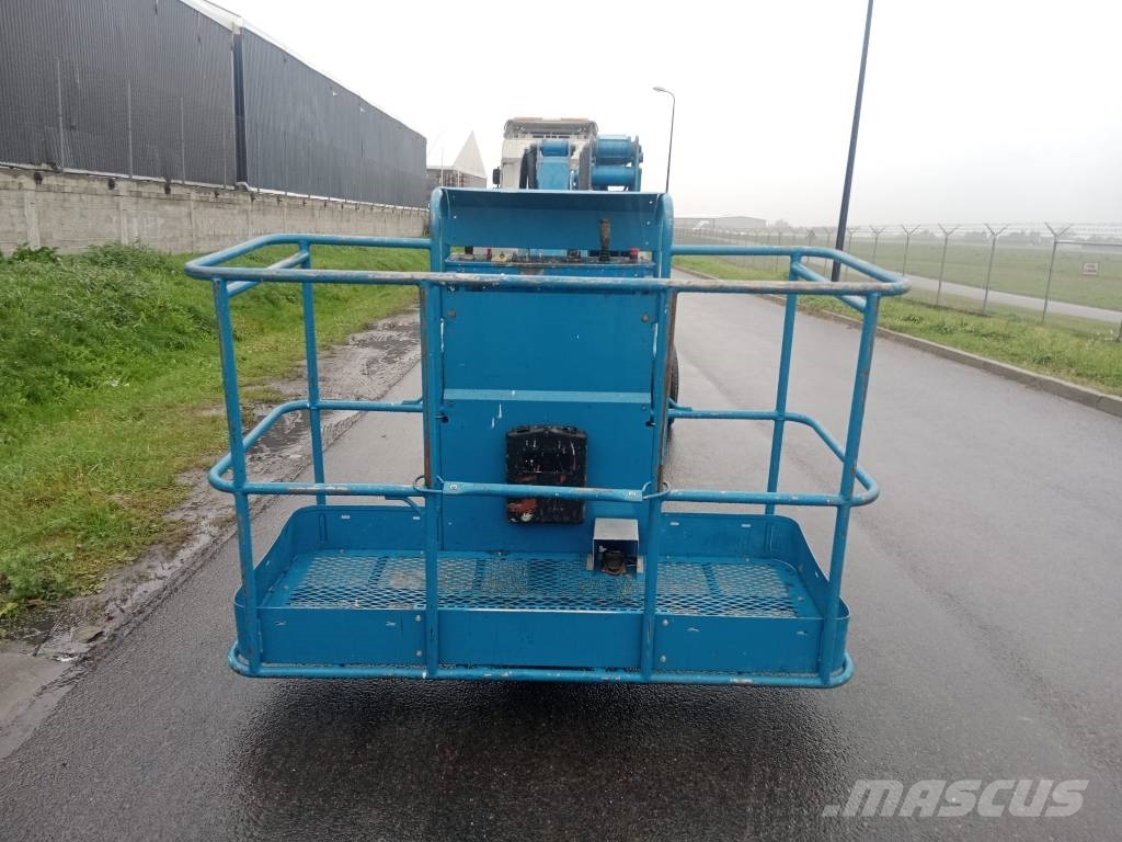 Genie Z 45/25 曲臂高空工作平台