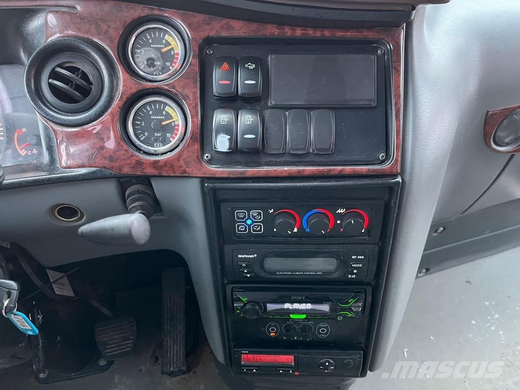 Isuzu Turquoise 36 SEATS / AC Intercitybussen