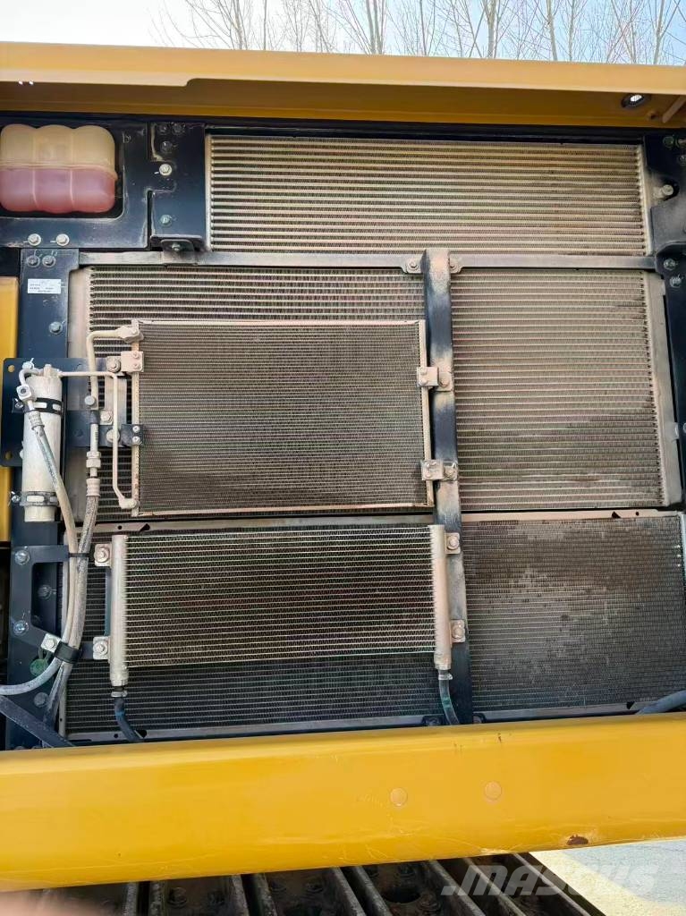 CAT 336gc Kāpurķēžu ekskavatori