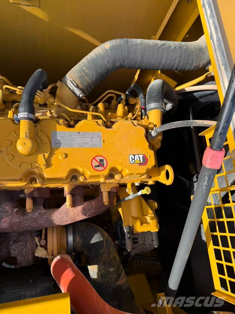 CAT 336gc Kāpurķēžu ekskavatori