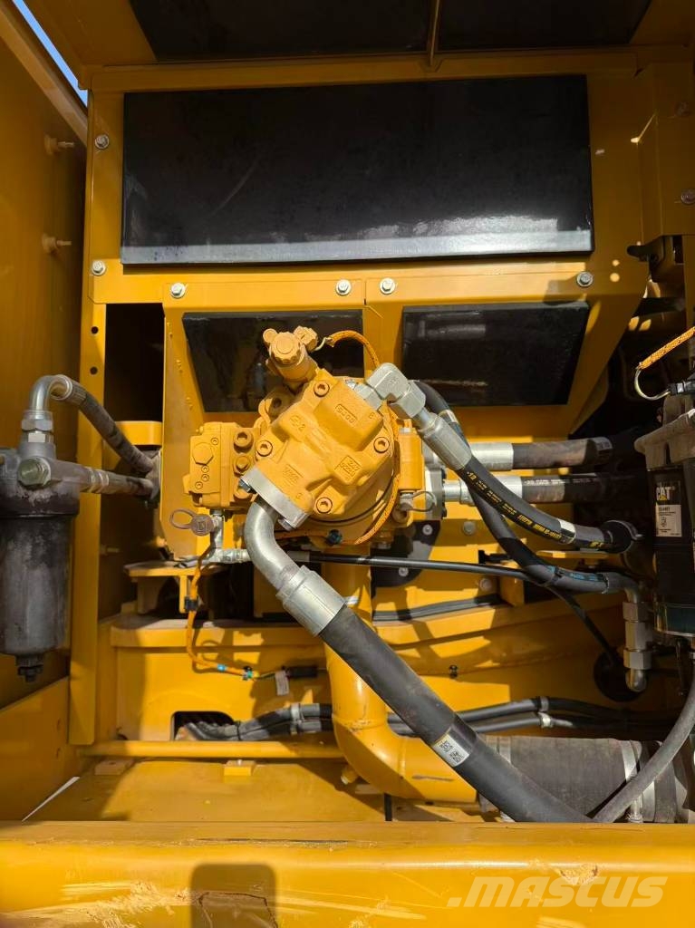 CAT 336gc Kāpurķēžu ekskavatori
