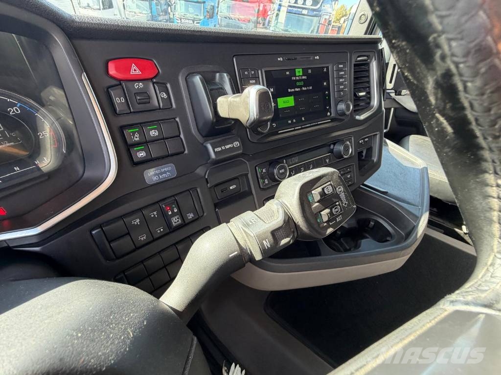 Scania R500B6X2*4NB 3705 Koelwagens