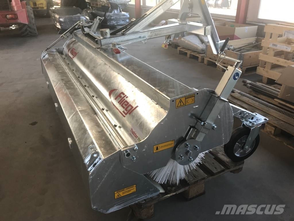 Fliegl FEJEKOST ECO 2300 Other tractor accessories