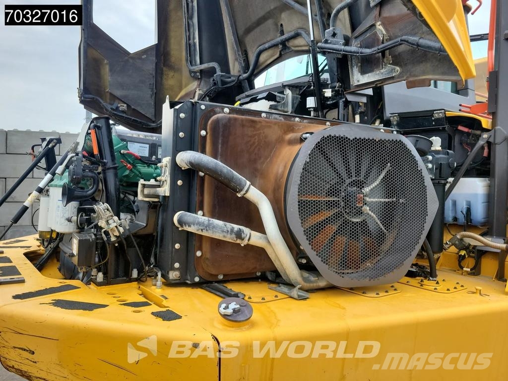 Volvo A60 H Full Service History - CE ساحبات مفصلية