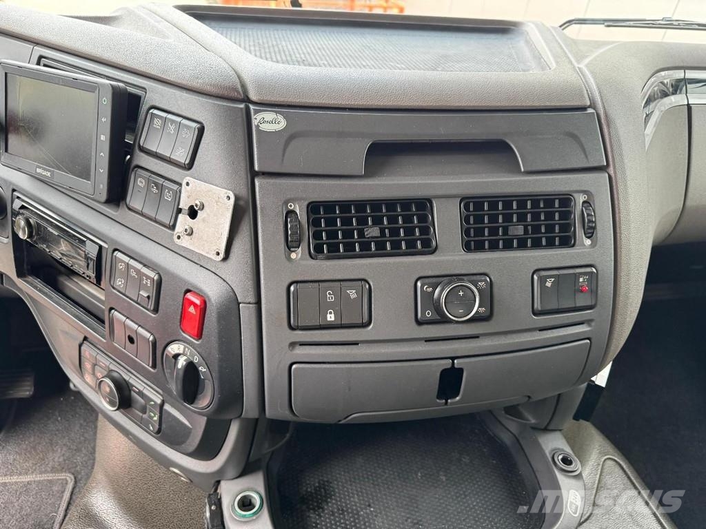 DAF XF 450 4X2 EURO 6 MEGA Tractores (camiões)