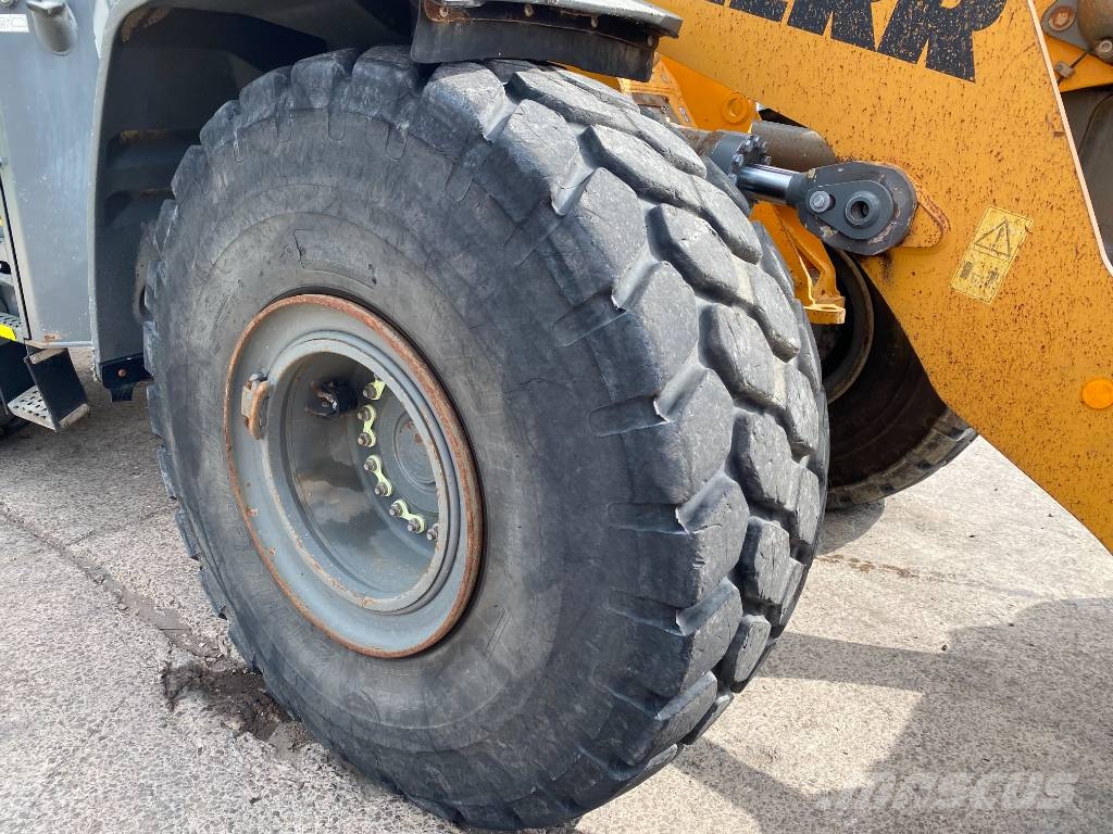 Liebherr L 566 Tekerlekli yükleyiciler