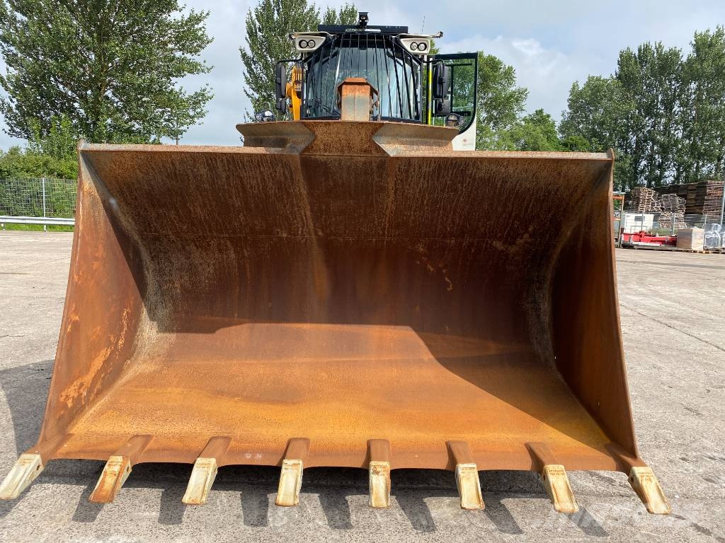 Liebherr L 566 Tekerlekli yükleyiciler