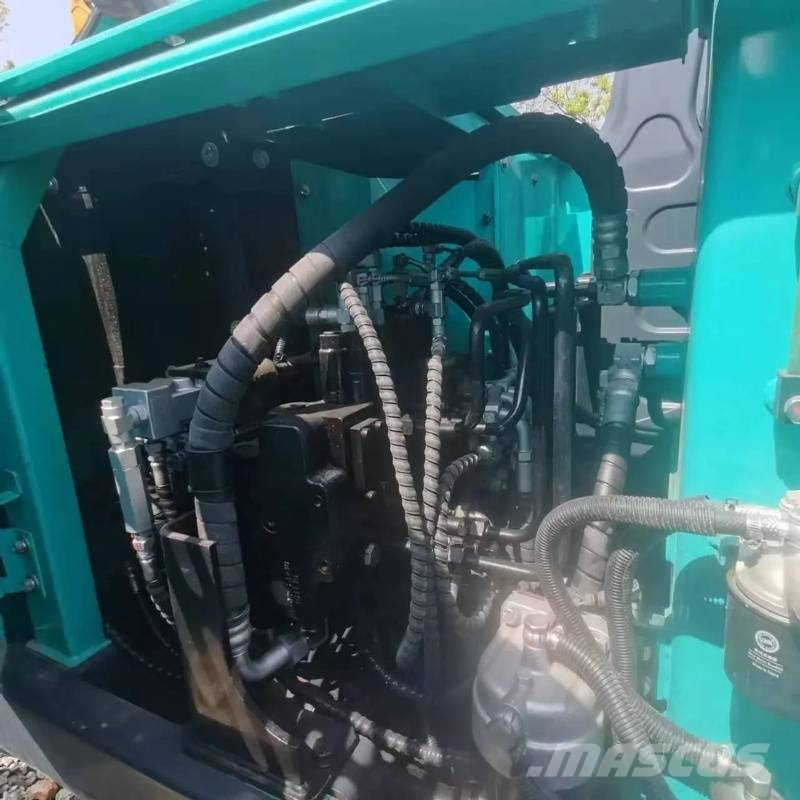 Kobelco SK 75 중형굴삭기 7톤-28톤