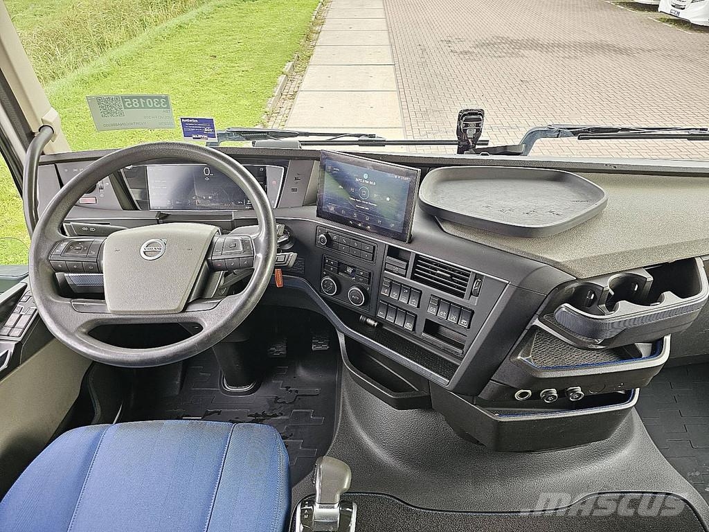 Volvo FH 500 6x2 Single Boogie Trekkers