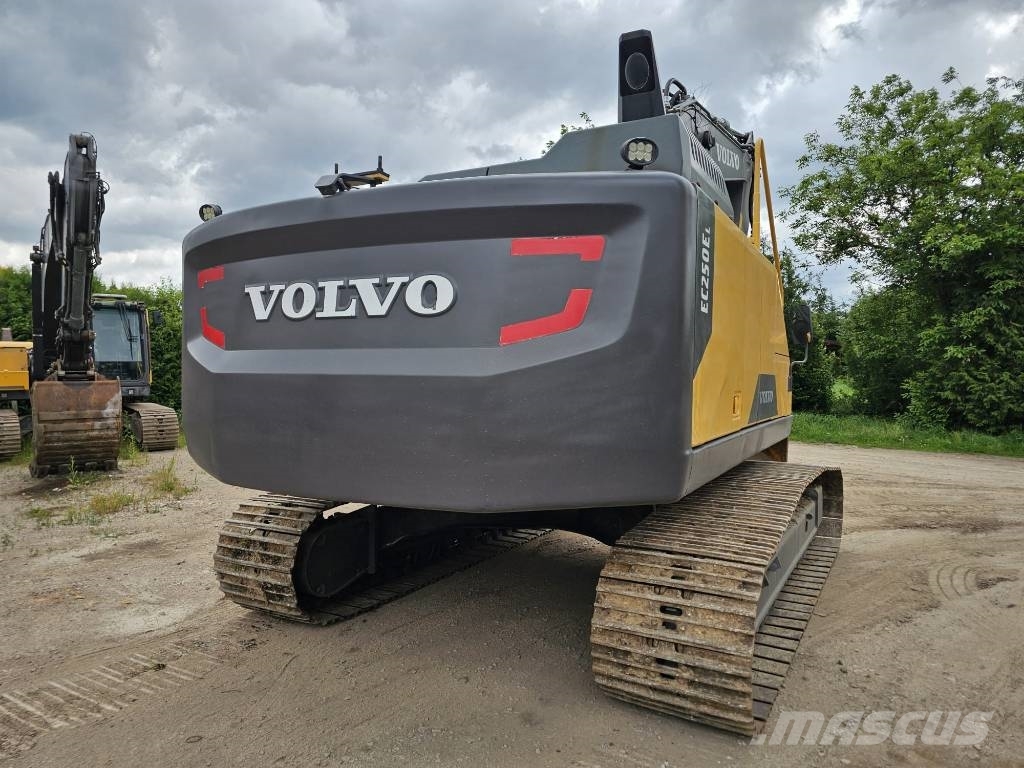 Volvo EC250EL / ec300el Paletli ekskavatörler