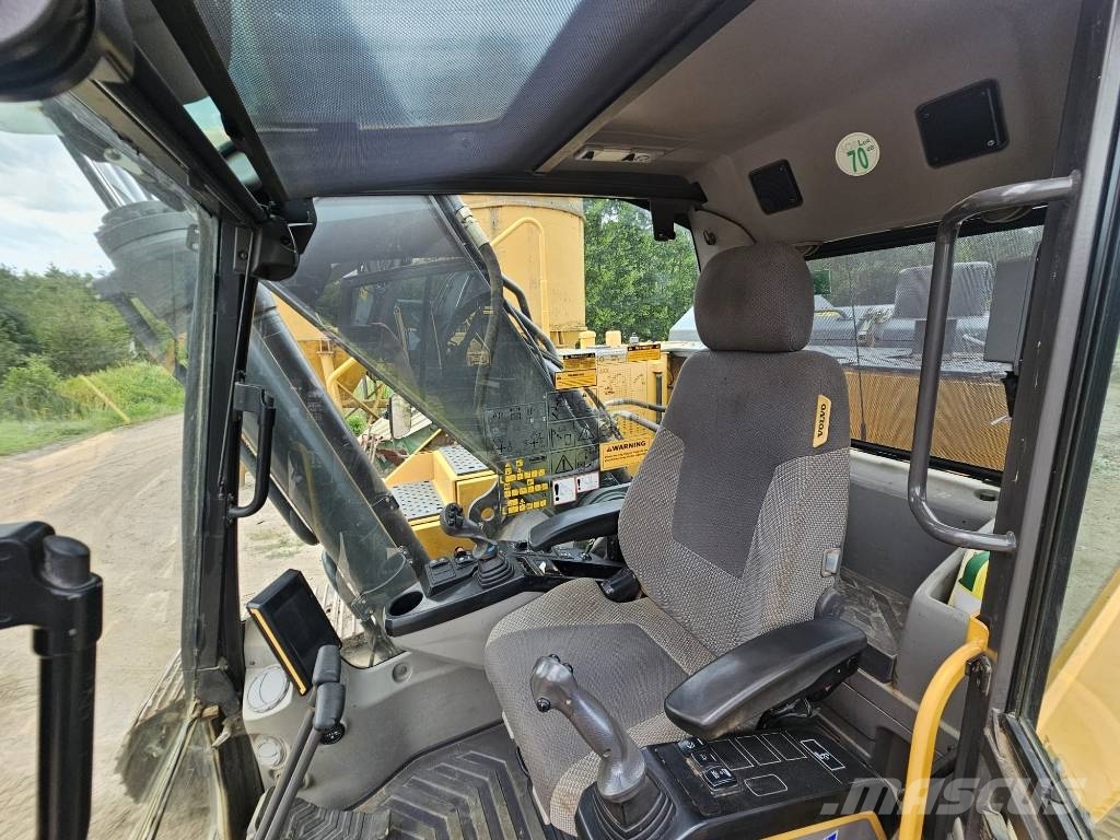 Volvo EC250EL / ec300el Paletli ekskavatörler